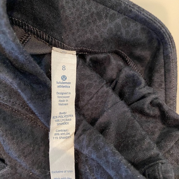 LULULEMON ON THE FLY 7/8 PANT SNAKE SKIN PRINT - Picture 2 of 8